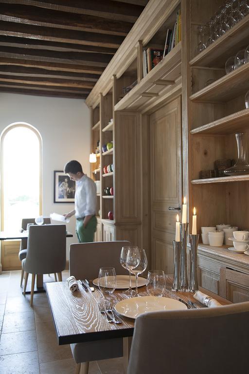 Manoir De Surville Hotel